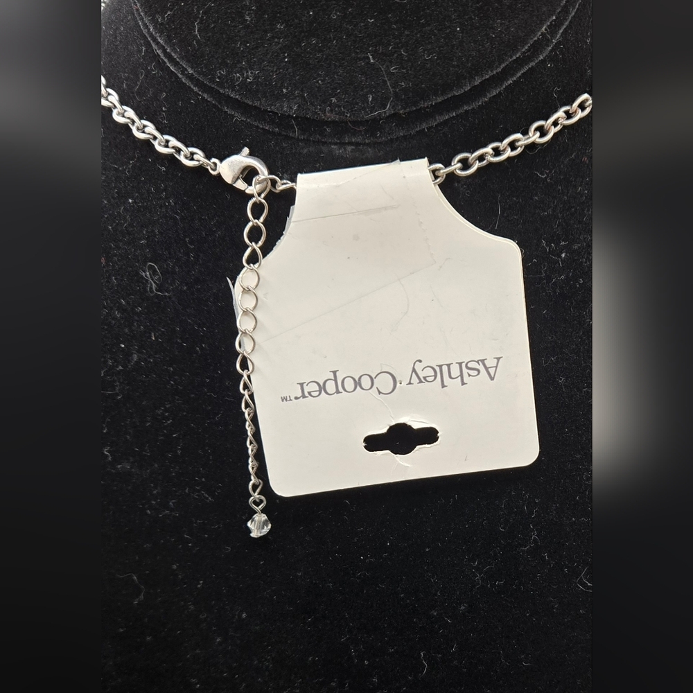Ashley Cooper Necklace Coin Shaped Medallions With Cut-out Design NWT - Picture 3 of 3